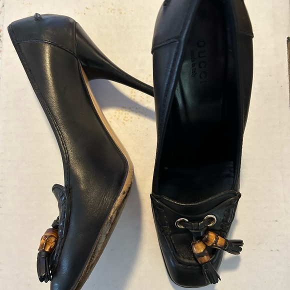 Gucci Black Leather Heels with Bamboo Bead Tassels - Picture 3 of 5